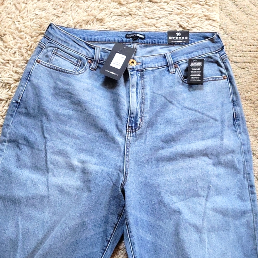 Fashion Nova, Be Free release hem straight leg jeans, size 16, NWT